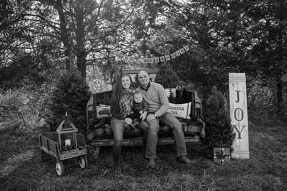 _85M0483